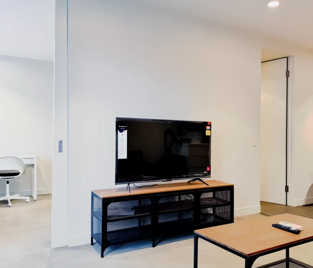 503/33 Mackenzie St 4