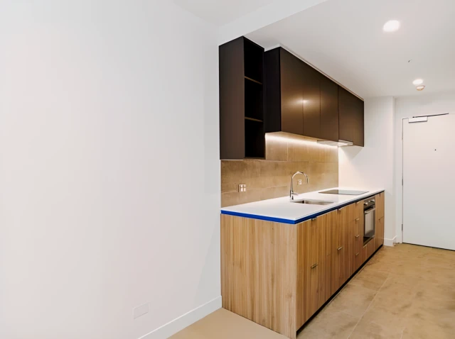 28-44 Bouverie Street 2