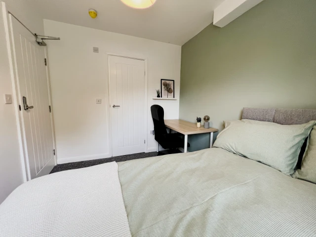 165 Charter Avenue – Studentenunterkunft in Coventry – room 2