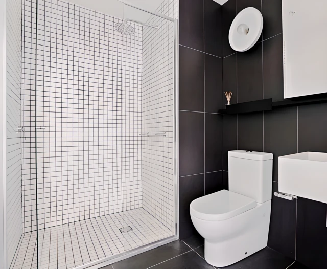 81 A'Beckett Street 2