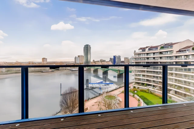 The Belvedere, Chelsea Harbour, London 3