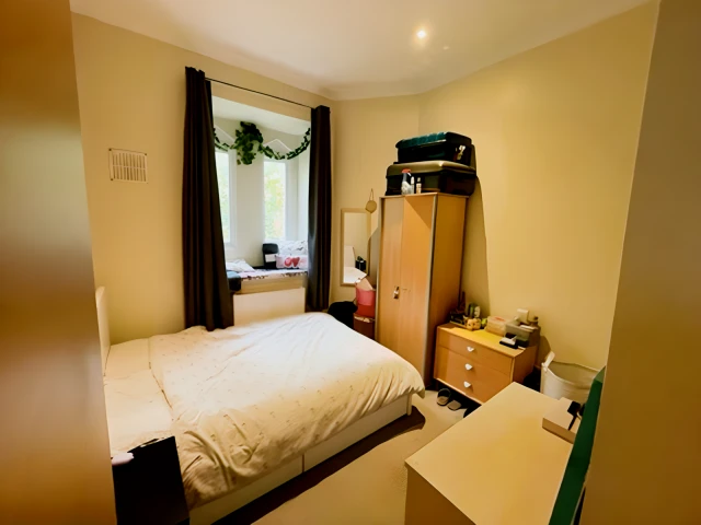 Hyde Terrace 26151# 2