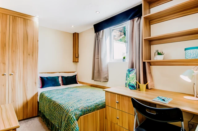 Woodsley Road 26275# 2