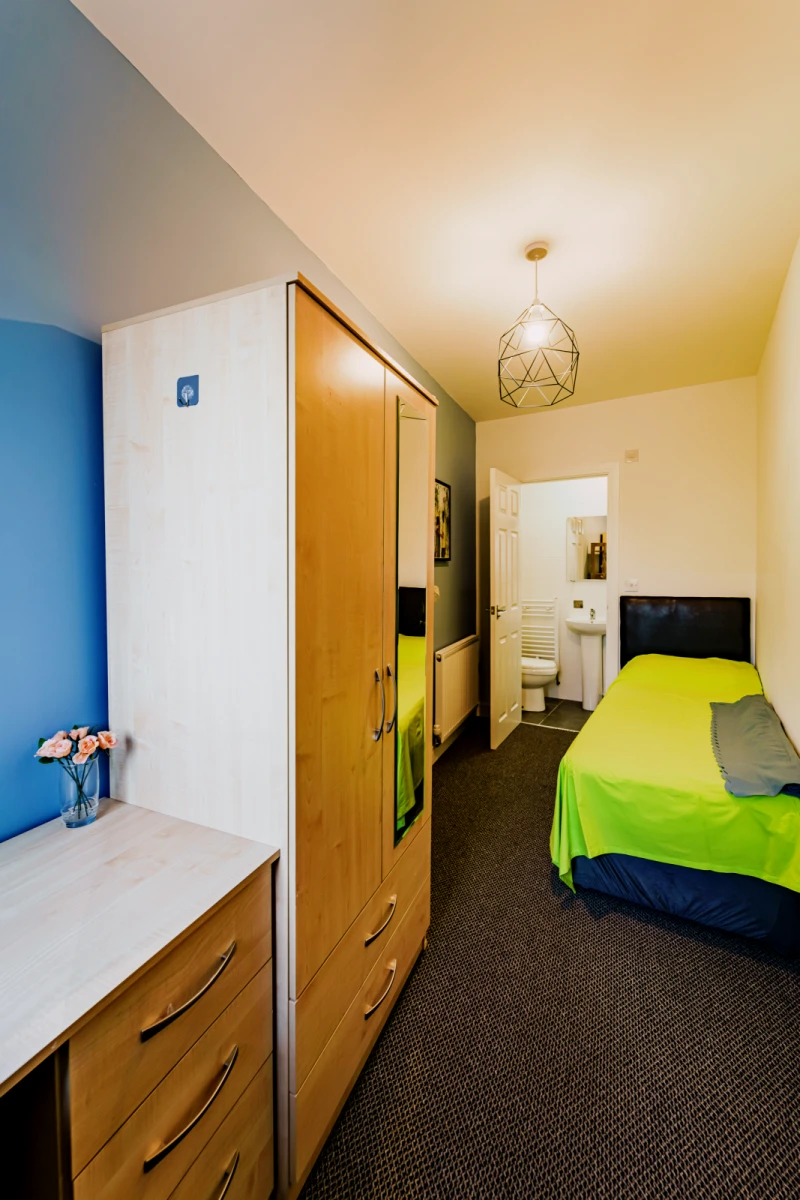 149 Charter avenue 0