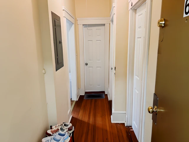 895 Huntington Ave 1