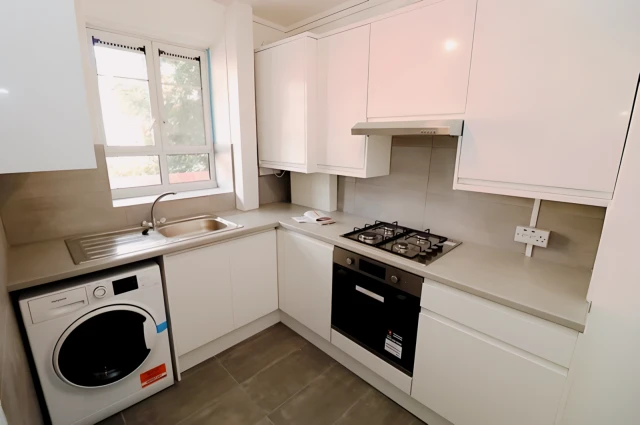 Havelock Close, India Way 26385# 1