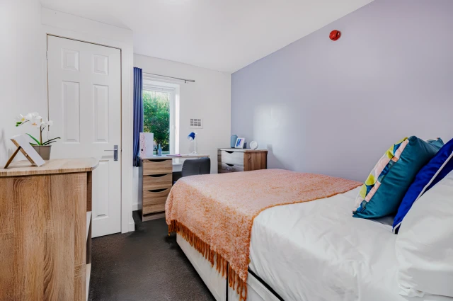 Hyde Park Terrace 26217# 2