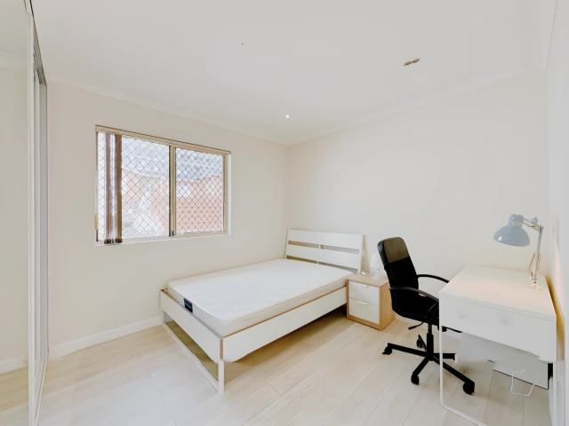 2A Barker St 1