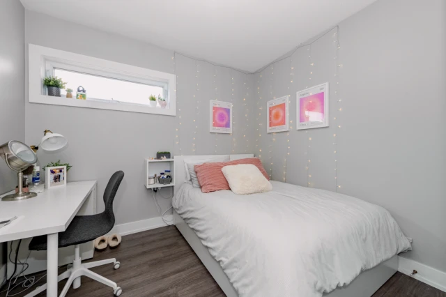 119 Sweetland 4