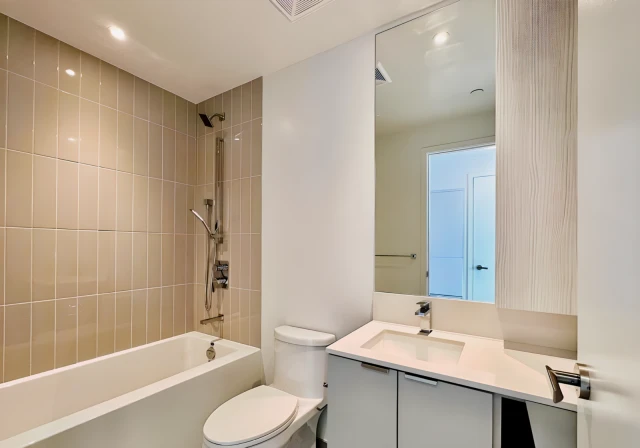 2011 - 3883 Quartz Road 2