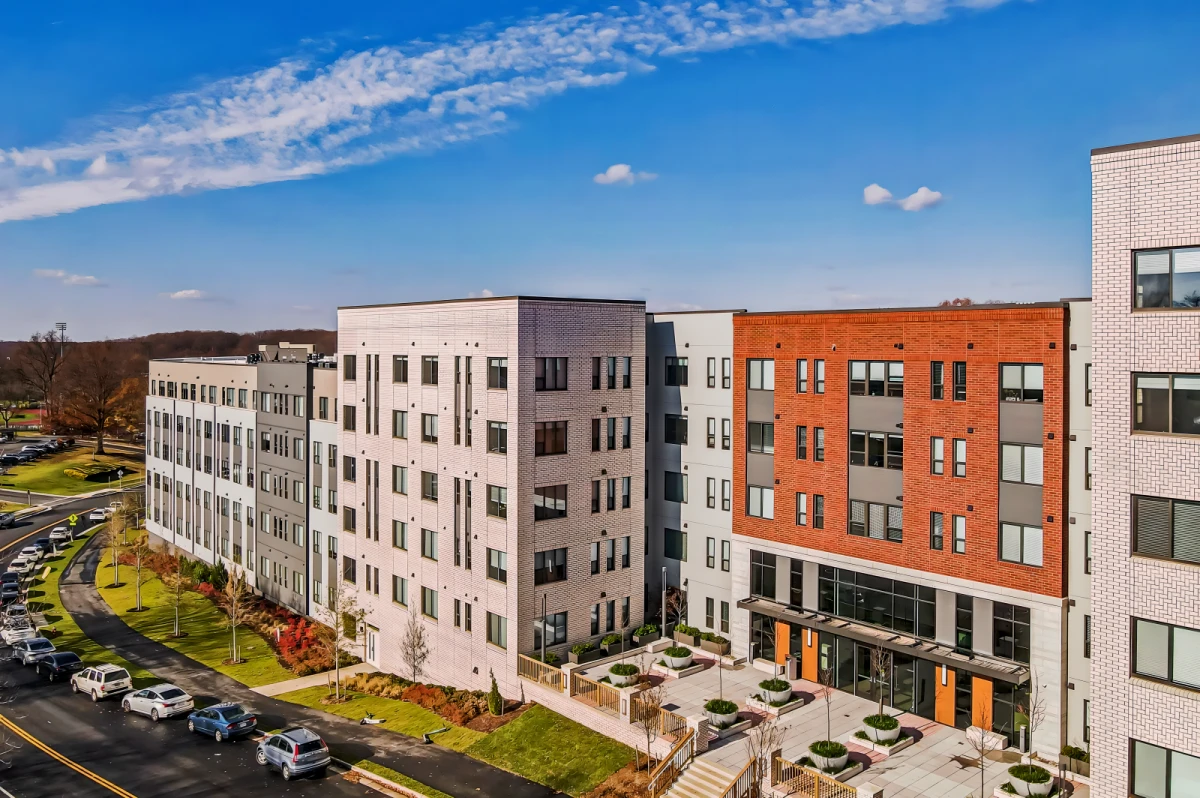 The Main on University - Fairfax VA student accommodation