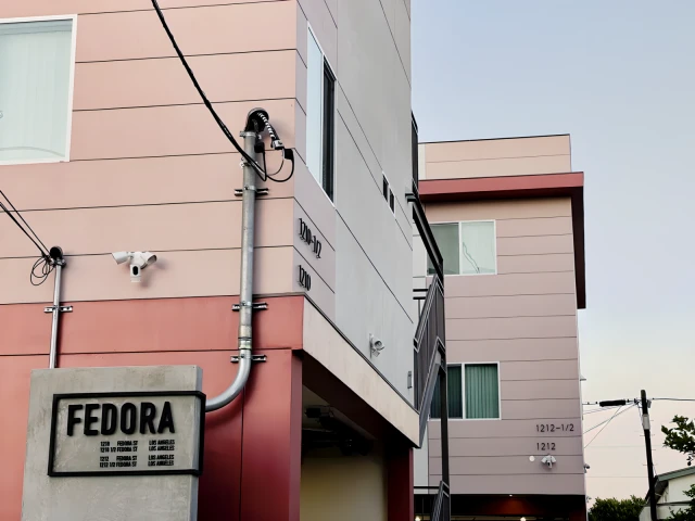 Fedora Villas (1210 Fedora St) 1