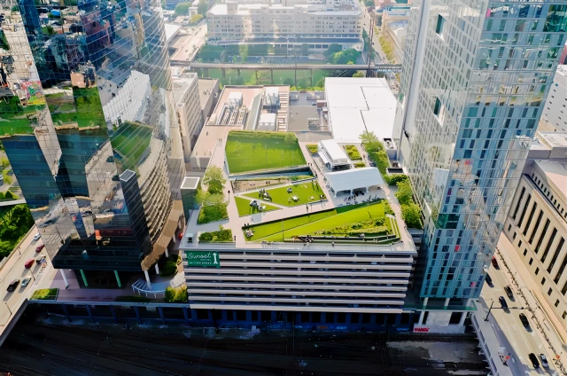 EVO at Cira Centre South 1