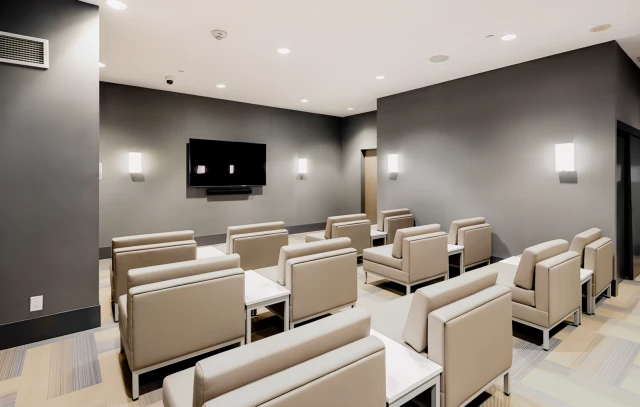Sky Residence - Balliol Street & Yonge Street 3
