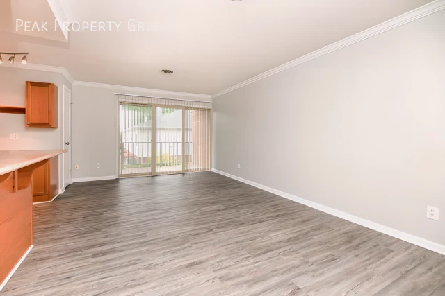 3336 Jefferson 2