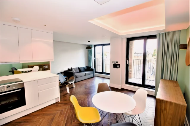 LH-Penrose Street