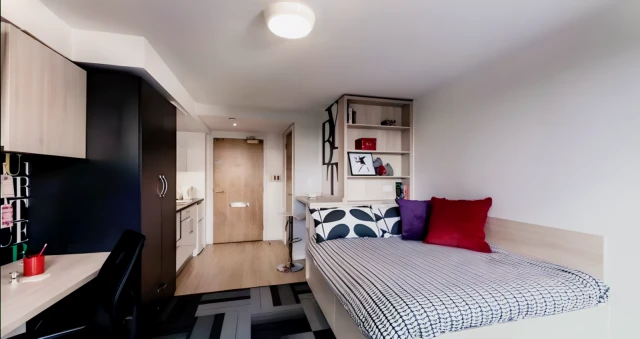 uhomes.com | Student Accommodation, Housing, Flats, Apartments for Rent