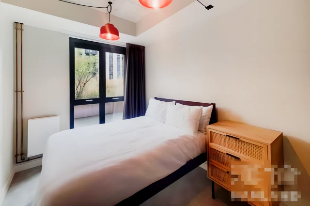 HL-The Robinson East 4