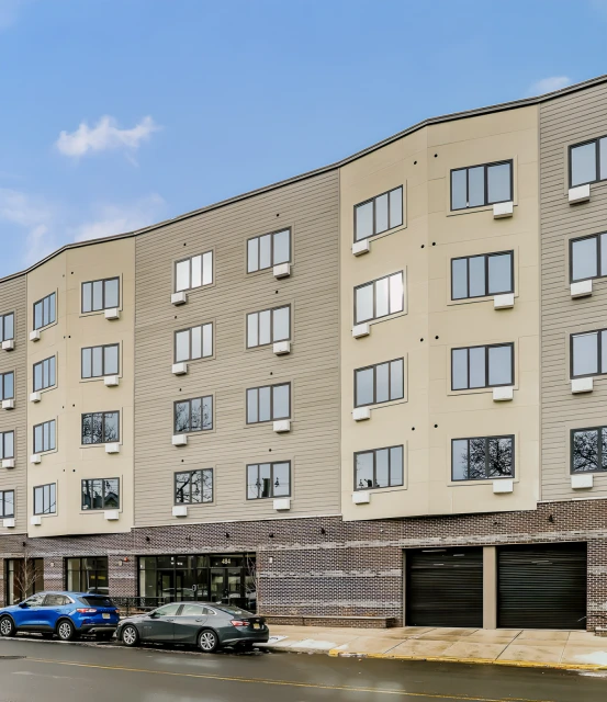 Stadium Rose Apartments