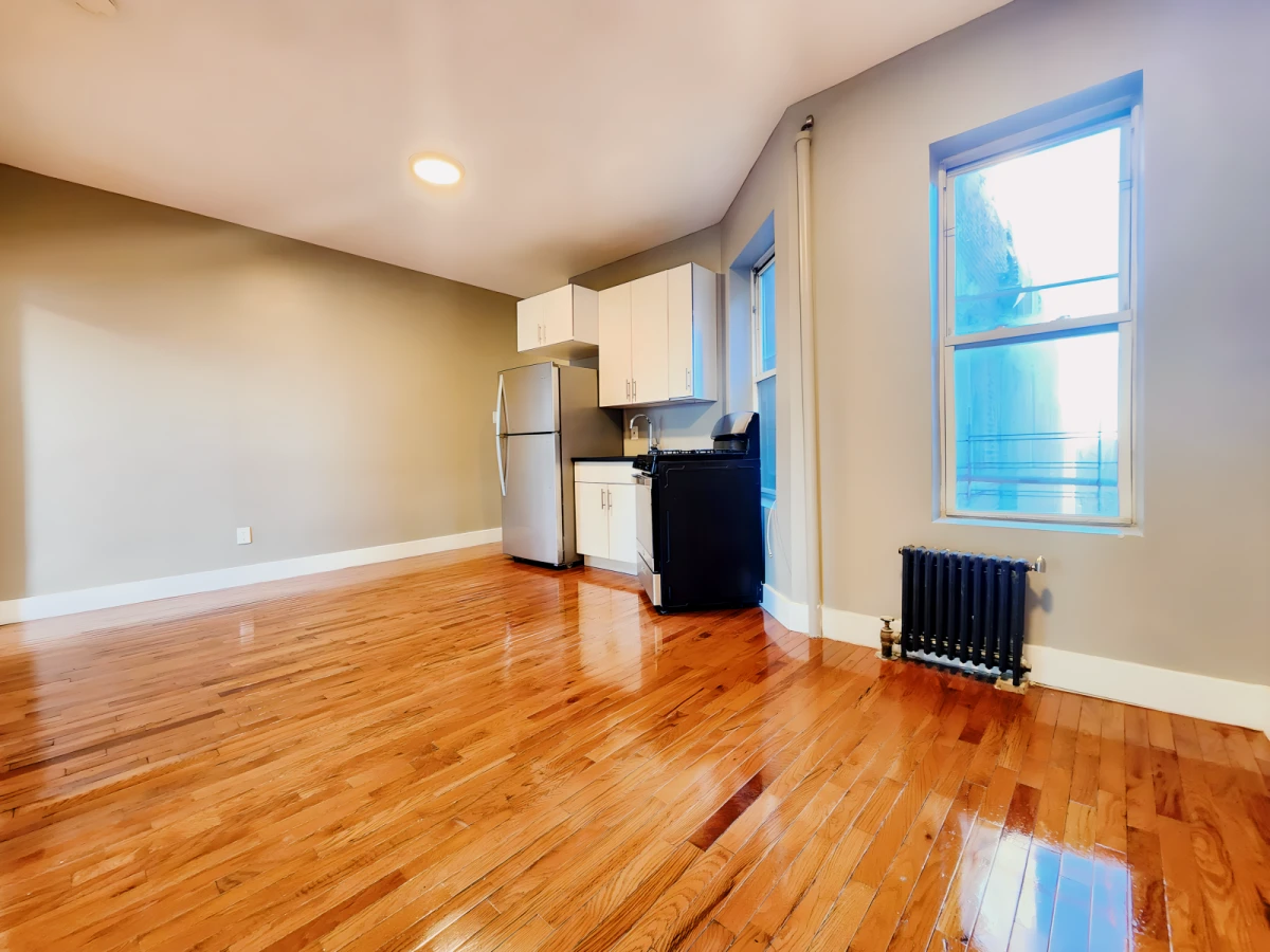 22 Saint Nicholas Pl 0
