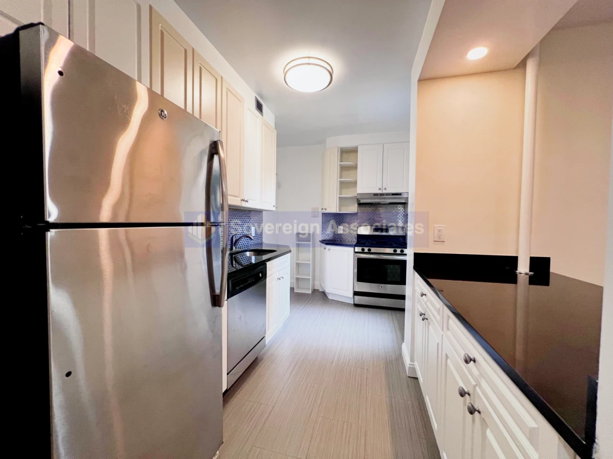 105 Pinehurst Avenue - New York student accommodation - 1 Beds 1 Baths