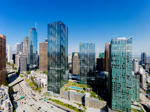 Thea at Metropolis 1