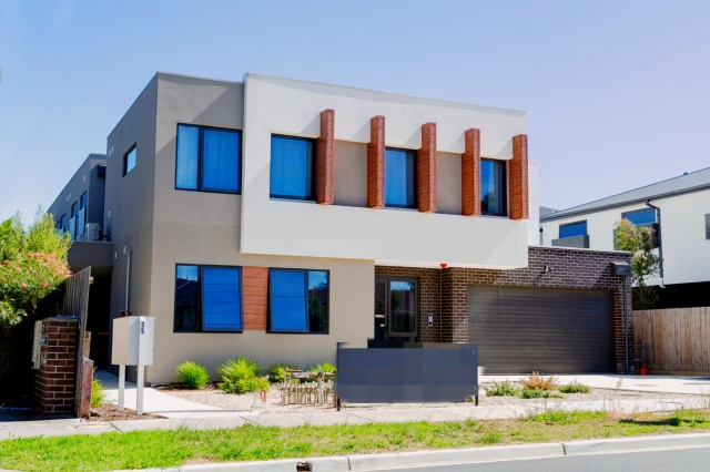 35 Stockdale Avenue 1