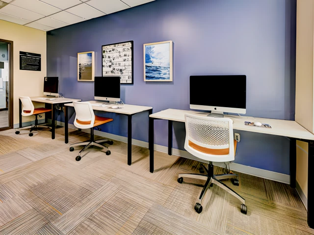 8 1/2 Canal Street 3