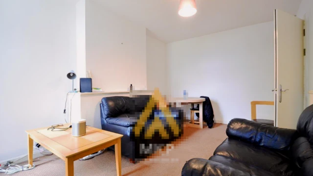 Entire Place·4B2B···86 Warwards Lane, Selly Oak 3