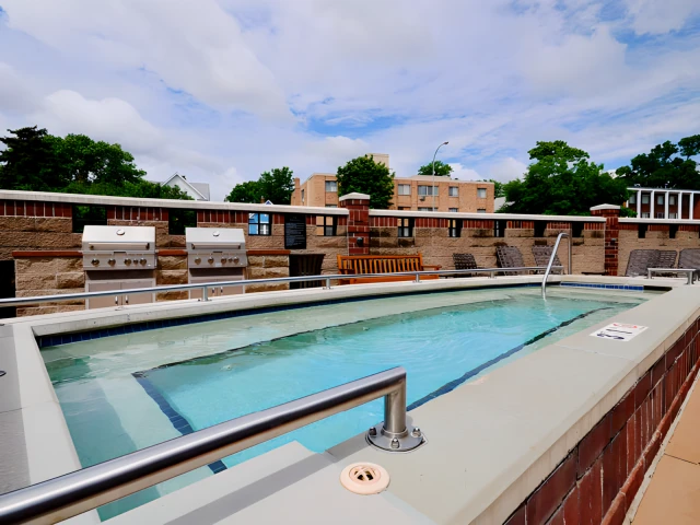 University Commons 4