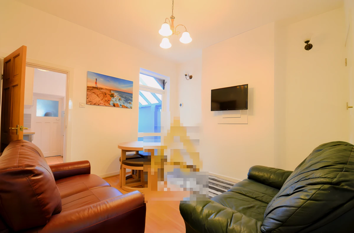 Entire Place·4B2B···52 Westminster Road, Selly Oak 0