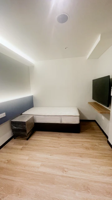 752 Bloom Apartment 3