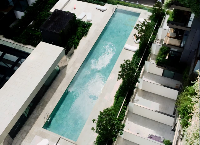 3 Carlton St - Sydney student accommodation - Swimming pool