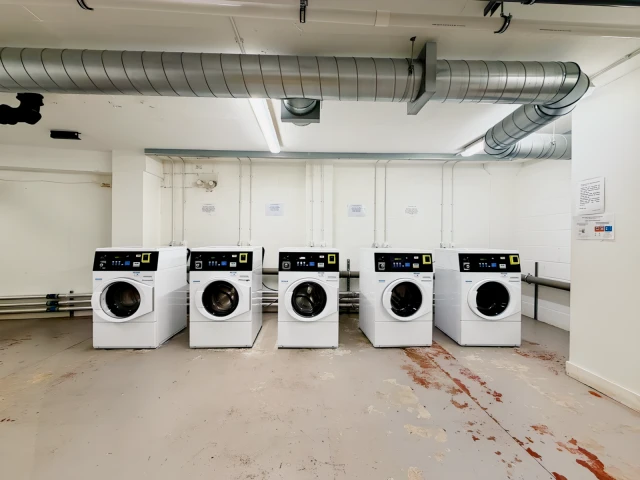 Week Street 29644# 1