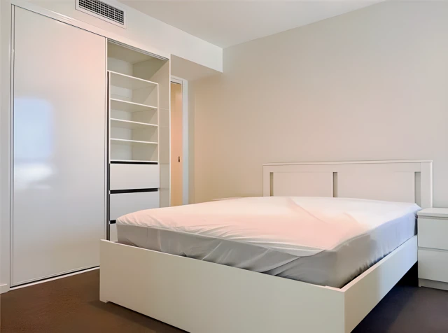 116 Waymouth Street 3