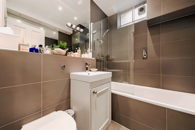 Chelsea Manor Street 2