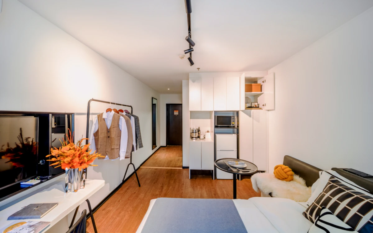 回龙观霍营地铁站店-城家公寓 0