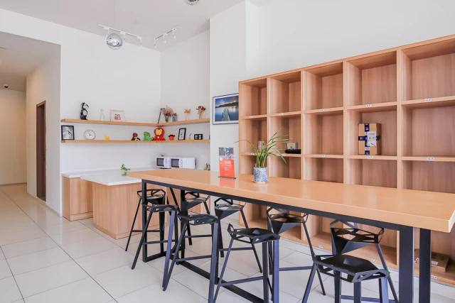 Jiuting Metro Station Store - CJIA Apartment 2