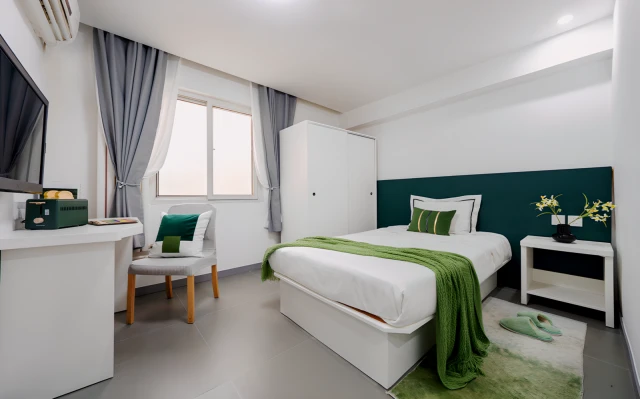 天坛景泰地铁站店-励业公寓 1