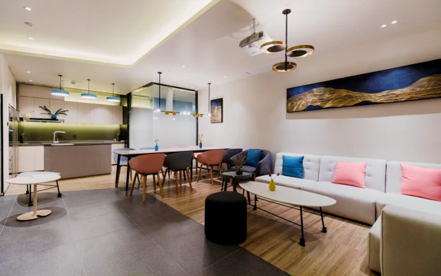 Shanghai University Changzhong Road Metro Station Store - CJIA Apartment 3