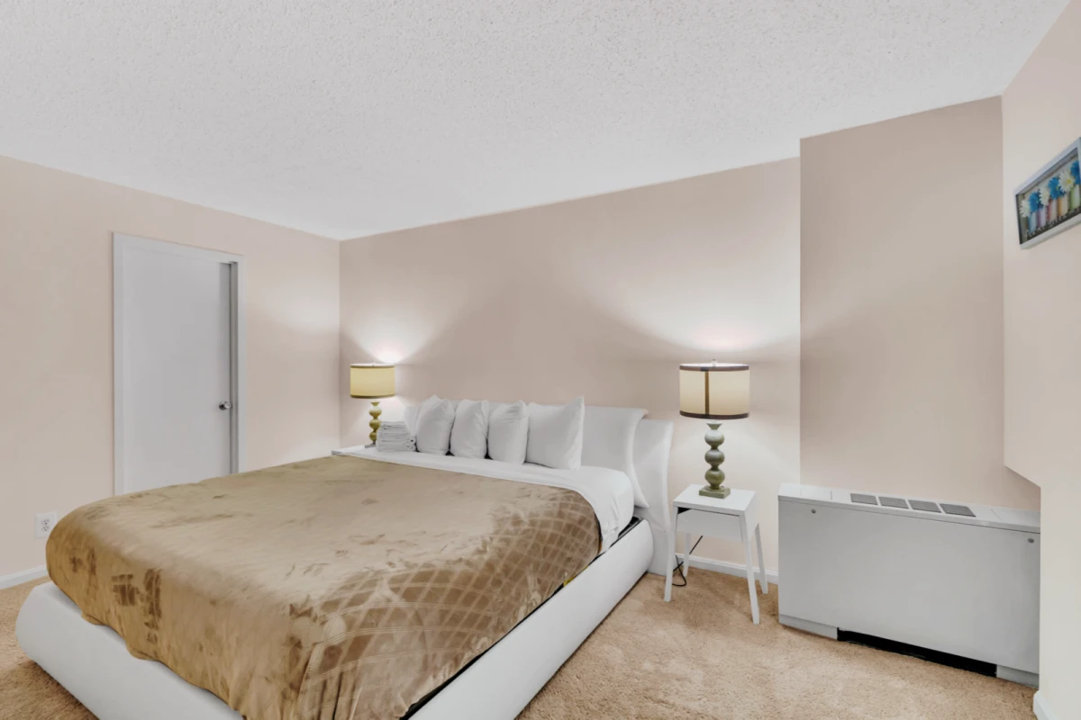Furnished Apartment in Crystal City near Pentagon - Arlington student accommodation