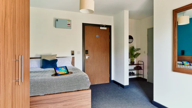 uhomes.com | Student Accommodation, Housing, Flats, Apartments for Rent