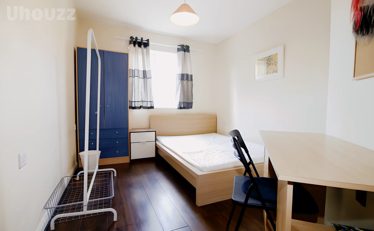 Entire Place·2B2B···30 Bodiam Hall 0