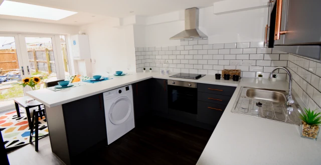 212 St Georges Road 1