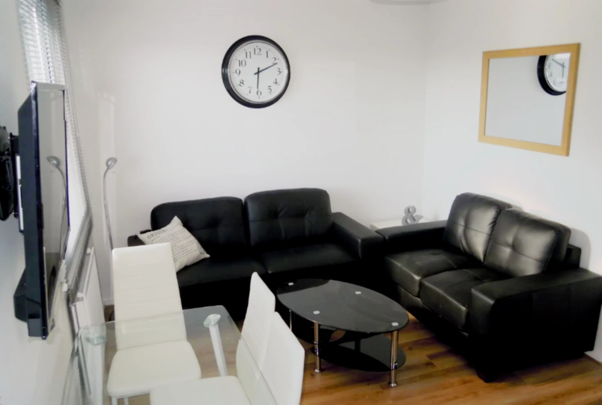 apartment in Shadwell 0