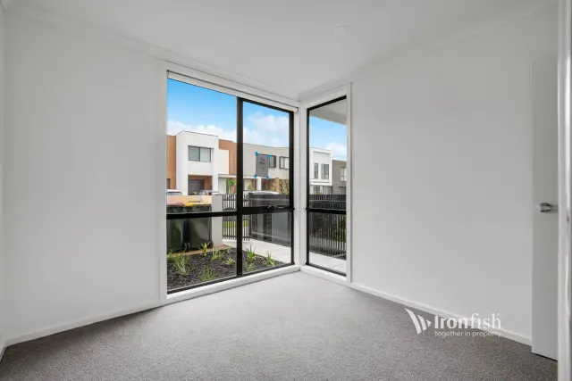 63 Royal Road, Braybrook 1