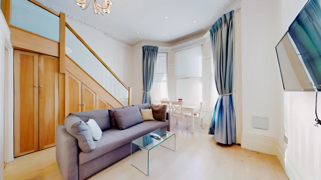 Holland Road 11457# 1
