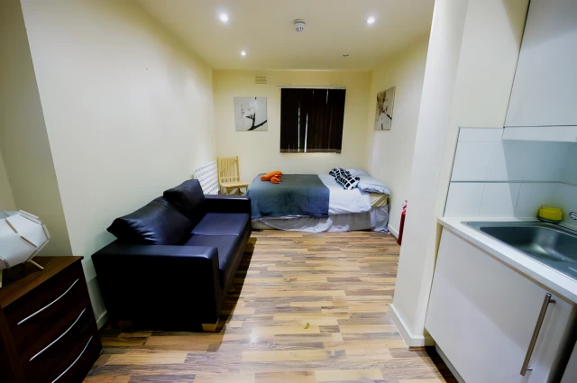 Chichele Road 12858# 2