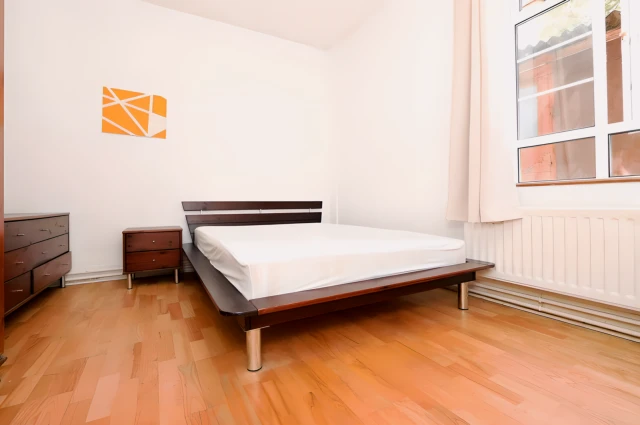 apartment in Kentish Town 2