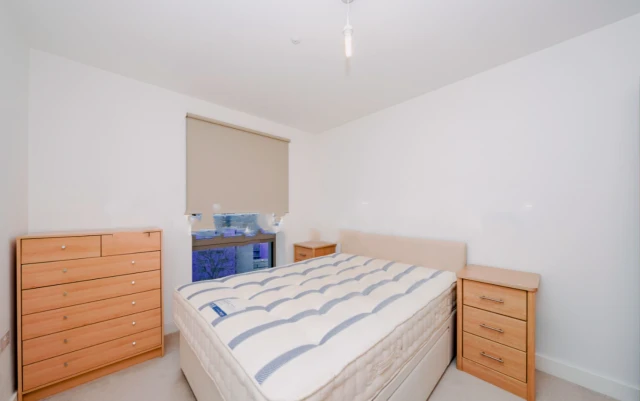 Flat 8 12 Rathbone Market, Barking Road, LONDON, E16 1GZ 3
